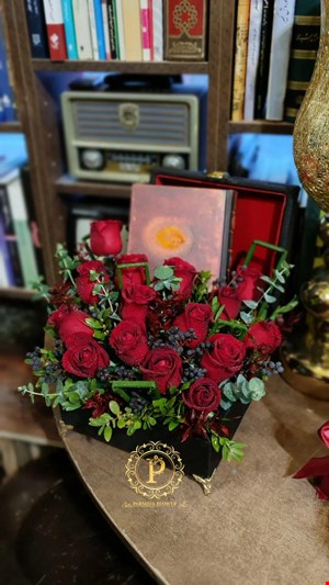 باکس گل گرد مخمل کد00161