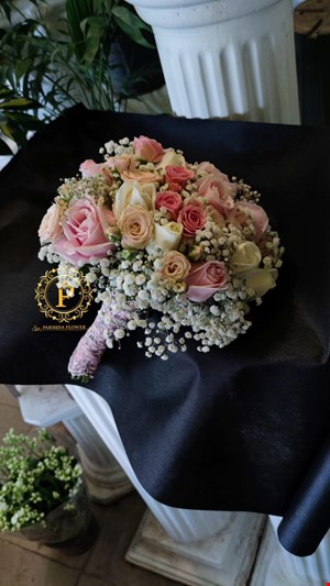 دسته گل عروس کد00202