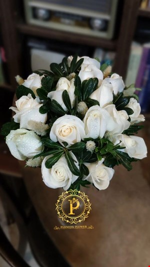دسته گل عروس کد00213