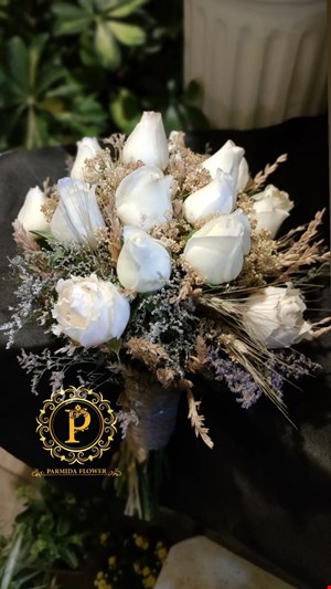دسته گل عروس کد00220