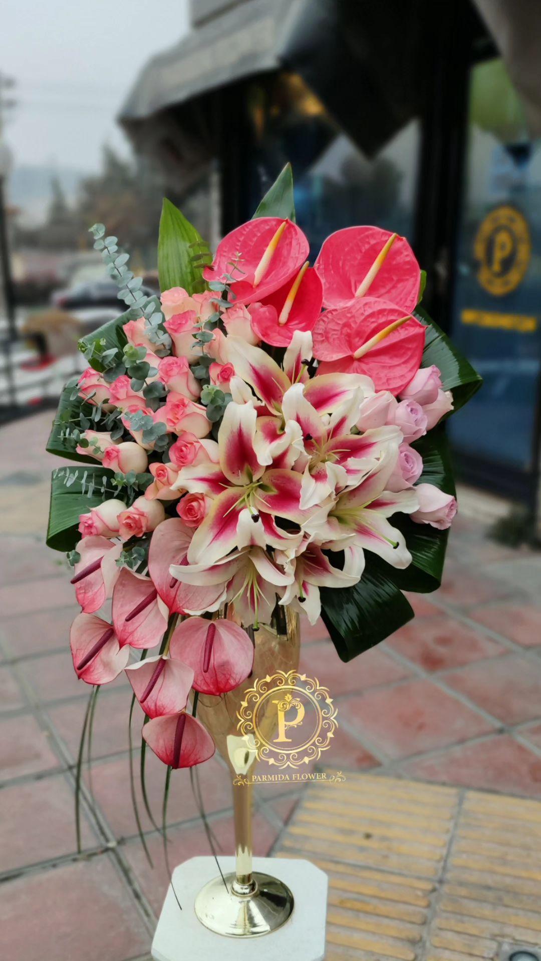 لیلیوم آنتریوم رز اکالیپتوس