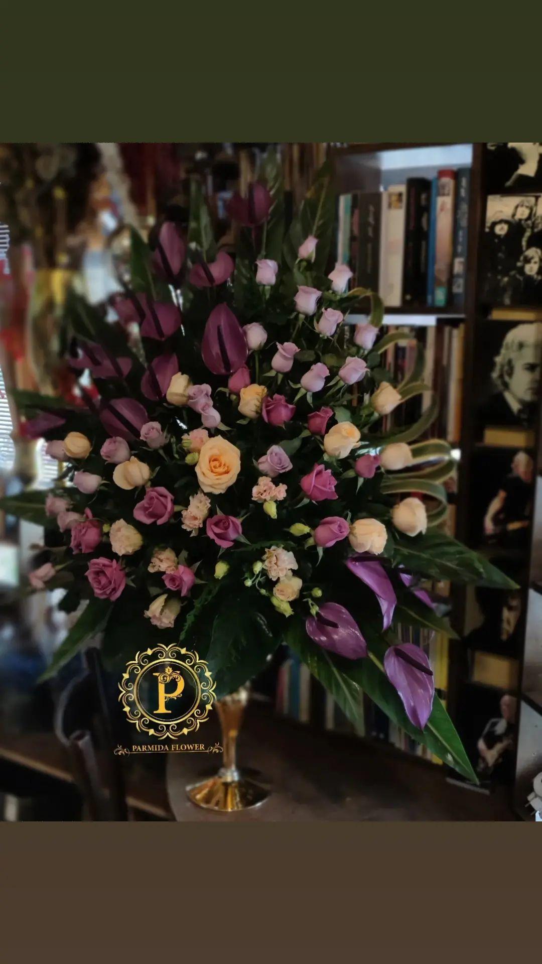 رز لیسینتوس آنتریوم 