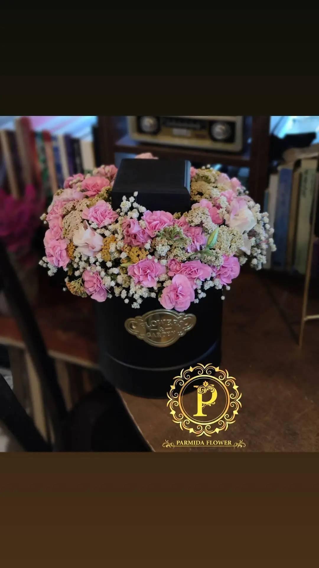 آچیلا میخک لیسینتوس عروس 