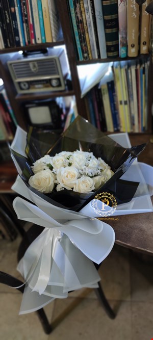 دسته گل کد00334